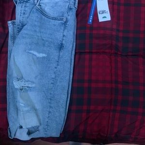 H&M Skinny Jeans size 34/32 NWT open to offers